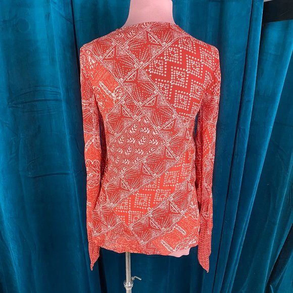 BCBGMaxAzria Nickelette Batik-Printed Top Red - Picture 5 of 6